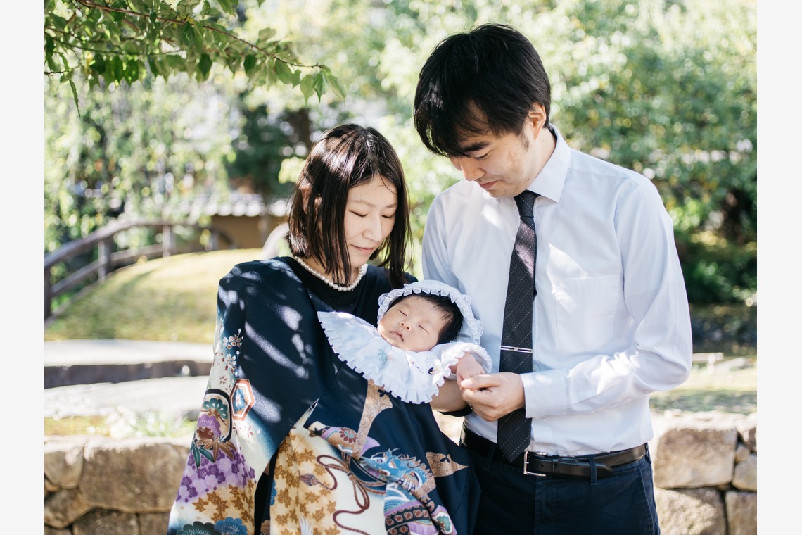 植村由理が出張撮影した家族写真(キッズ,ベビーフォト)などが写った「お宮参り　＠湯島天神」の家族写真