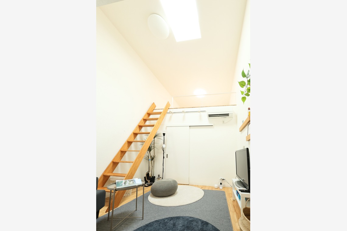 天野康弘が撮影した写真のアルバム「不動産民泊」