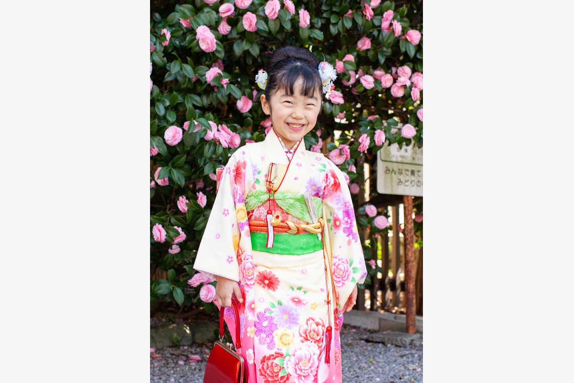 Photobirdが撮影した写真のアルバム「七五三の記念撮影、神社にて」