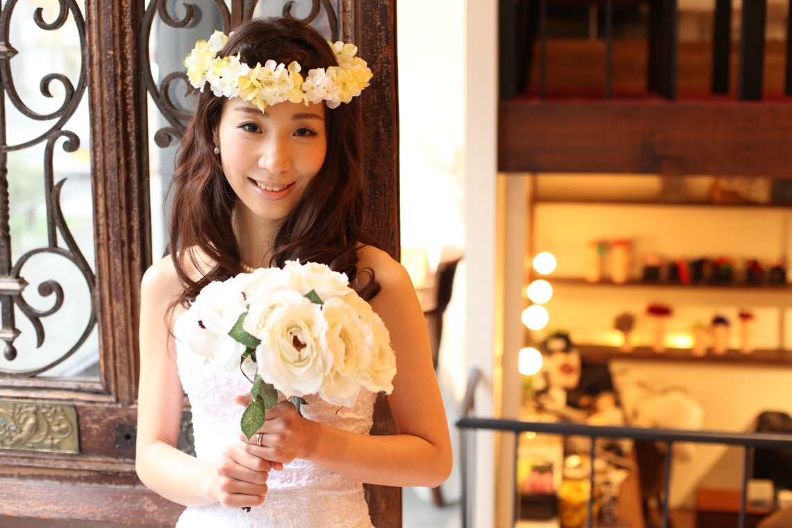 ウェディングアベニューが撮影した「アトリエスタジオ　洋装」の写真