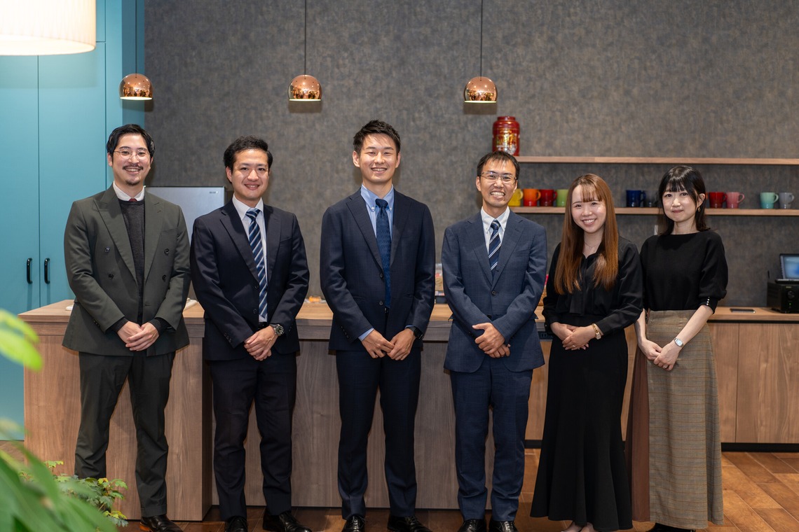 THE CLIPSが撮影した「コマーシャル」の写真