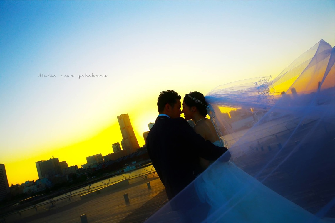 STUDIO AQUA (スタジオアクア)が撮影した「ドレスロケーション前撮り」の写真