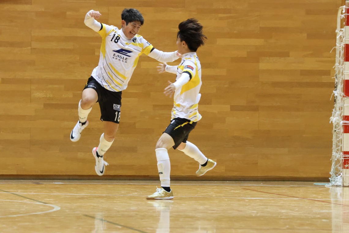 ＮＫ フォトエージェンシーが撮影した「人物写真②(フットサル）」の写真