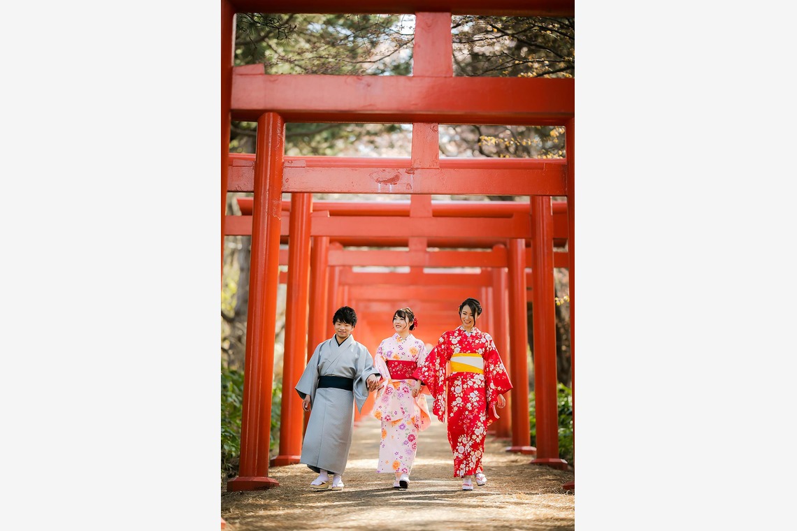 APKが撮影したハネムーンフォトのアルバム「カジュアル着物で桜ロケーション撮影　2019年4月」