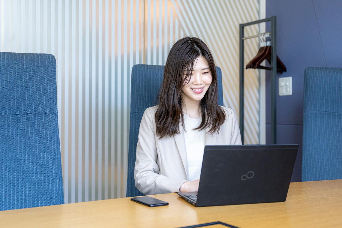 吉田佳央が撮影した「IT企業様 HP用撮影」の写真