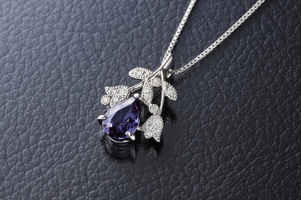 西原毅が撮影した「ジュエリーetc」の写真