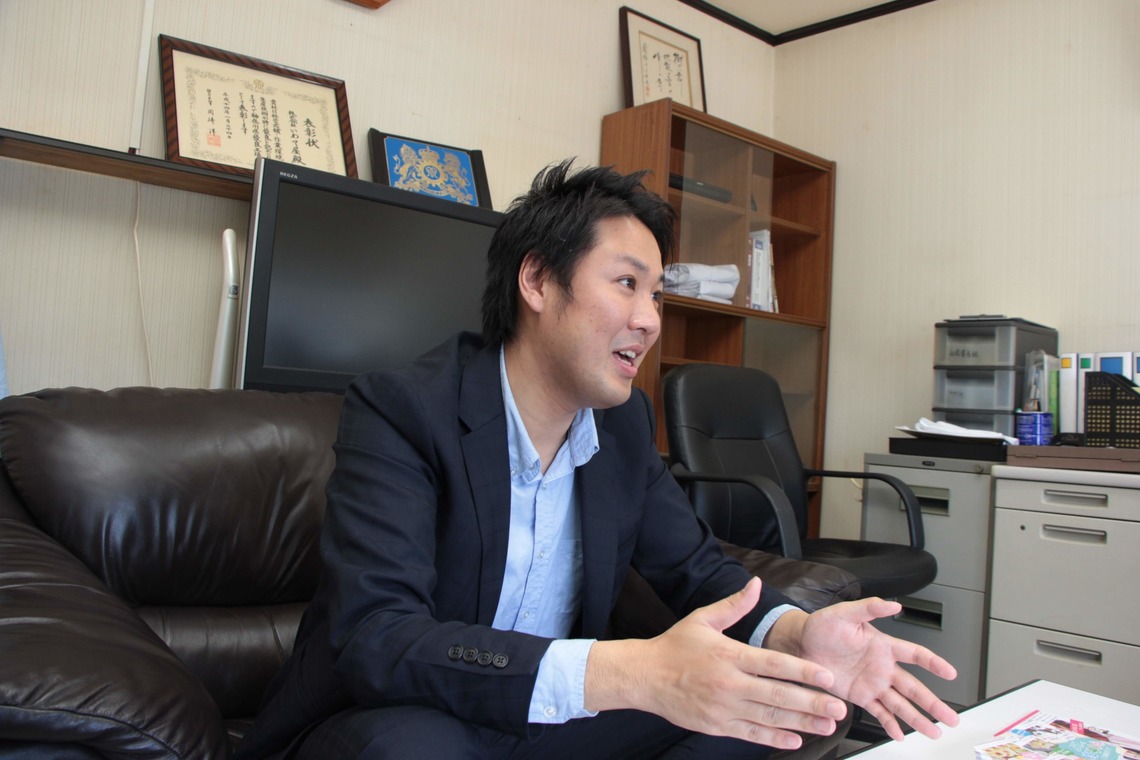 渡邉博海が撮影した写真のアルバム「ビジネス取材」