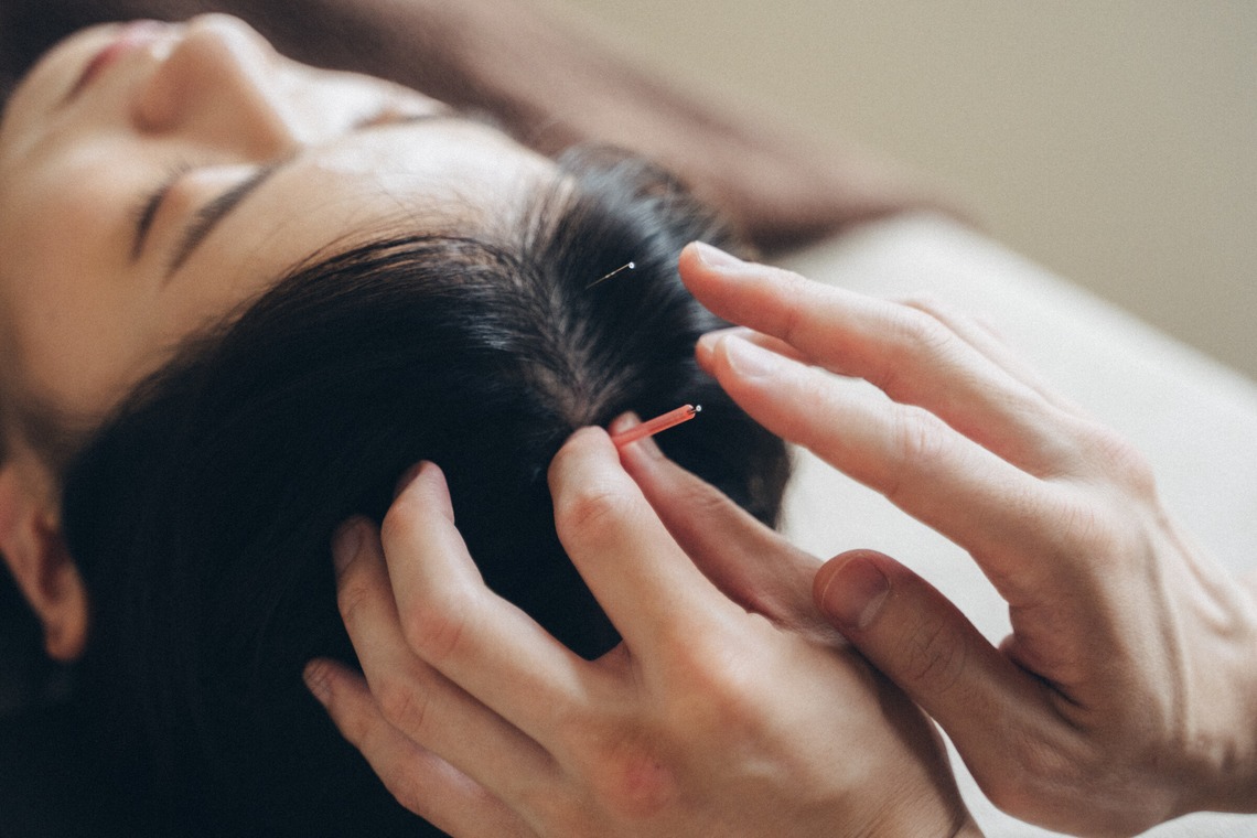 菊村夏水が撮影した写真のアルバム「鍼灸院」