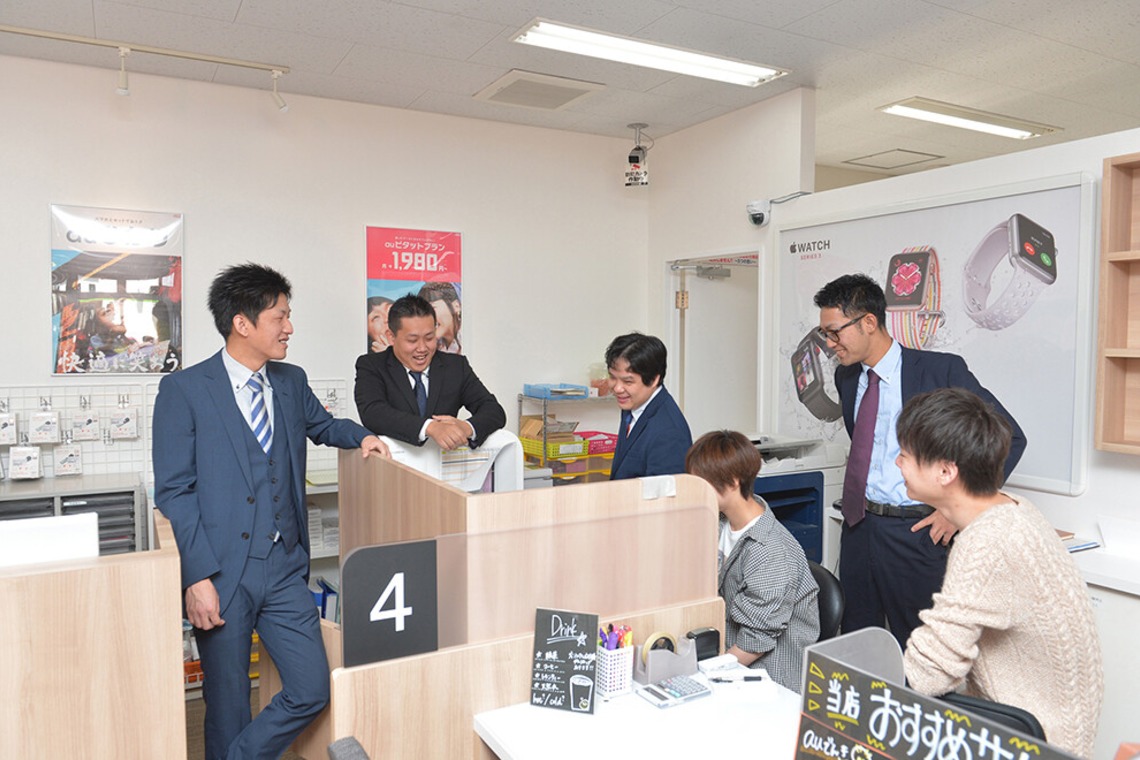 吉田佳央が撮影した「携帯ショップ 採用ぺージ用撮影」の写真