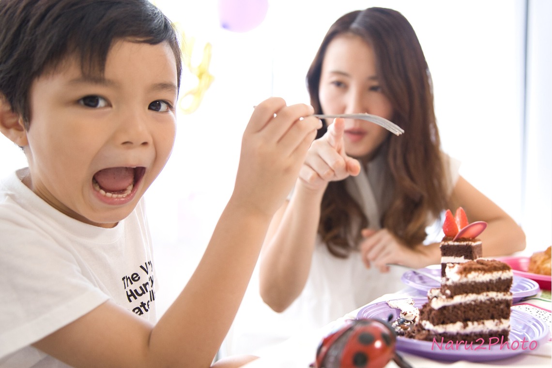 naru2photoが撮影した家族写真の出張撮影のアルバム「お誕生会」