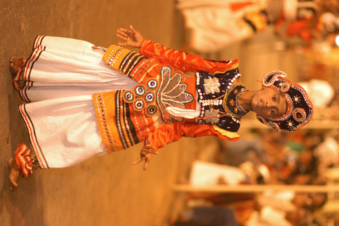 梶田　誠が撮影した写真のアルバム「スリランカ　ペラヘラ祭り」