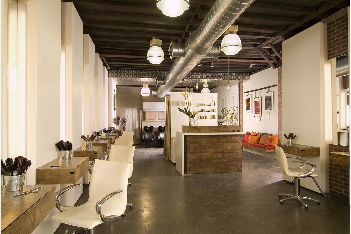 富岡敦が撮影した「病院・クリニック・サロン等」の写真