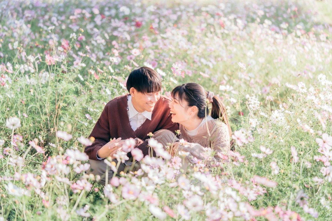 Photo Design CRIEが出張撮影した家族写真(キッズ,ベビーフォト)などが写った「夫婦・カップル」の家族写真