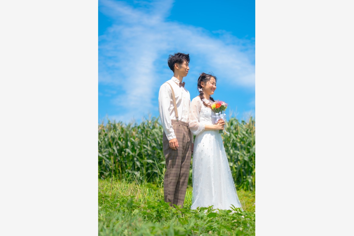 高橋佳五が撮影した写真のアルバム「前撮り撮影 ~草原~」