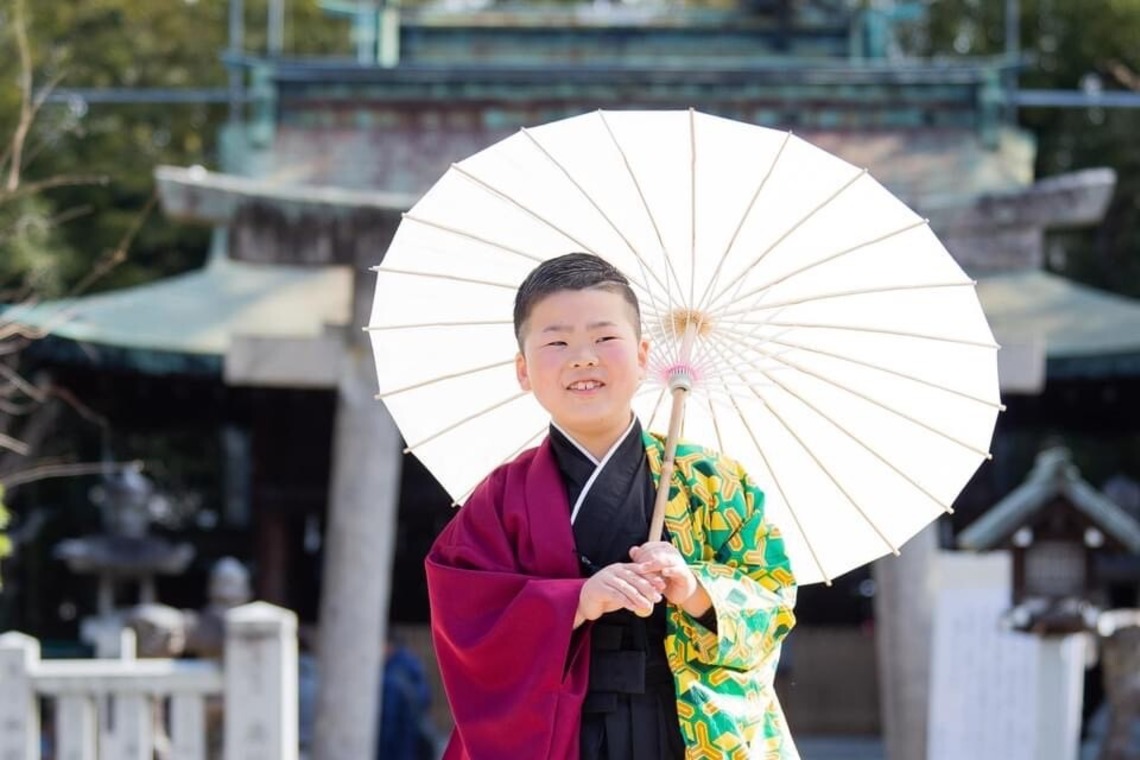 中井企画が撮影した家族写真の出張撮影のアルバム「お宮参り/ご自宅での家族写真」