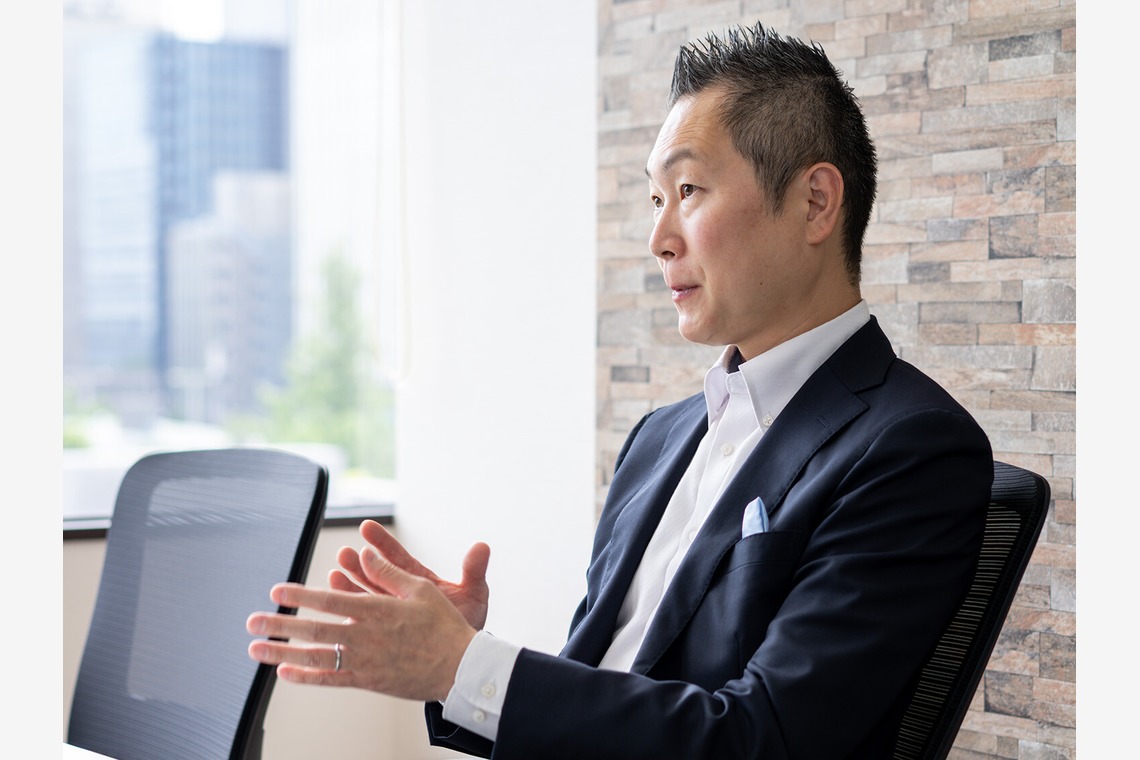 佐藤泰輔写真事務所が撮影した写真のアルバム「企業・ビジネス撮影・人物」