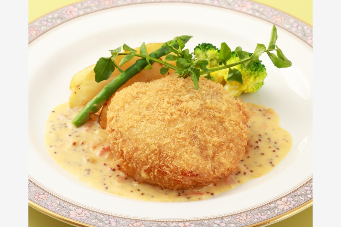 森安　照が撮影した写真のアルバム「とんかつ」