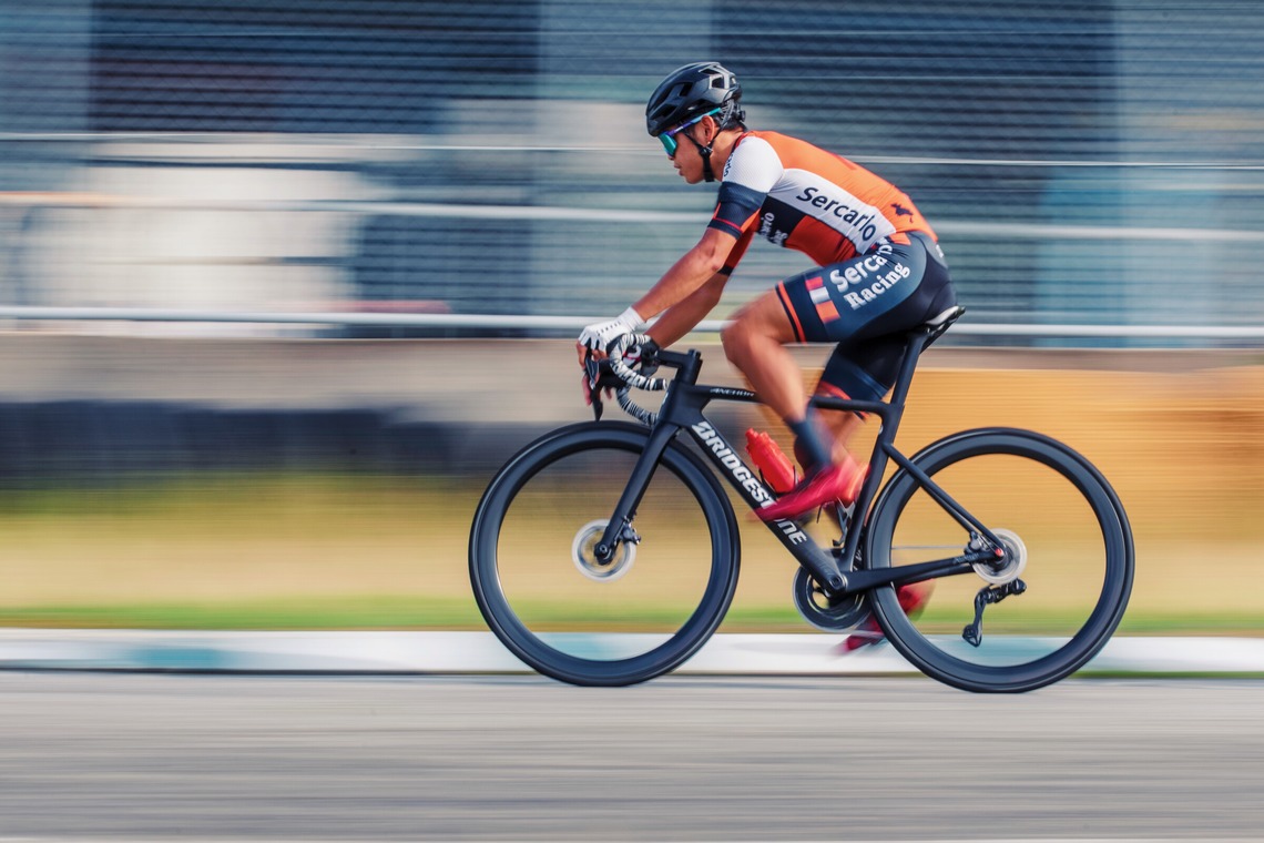 代表　安保　直紀が撮影した「自転車レース」の写真