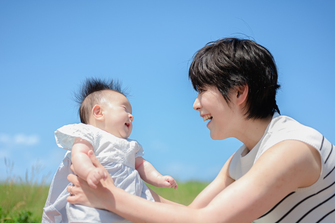 高木勇斗が出張撮影した家族写真(キッズ,ベビーフォト)などが写った「親子」の家族写真