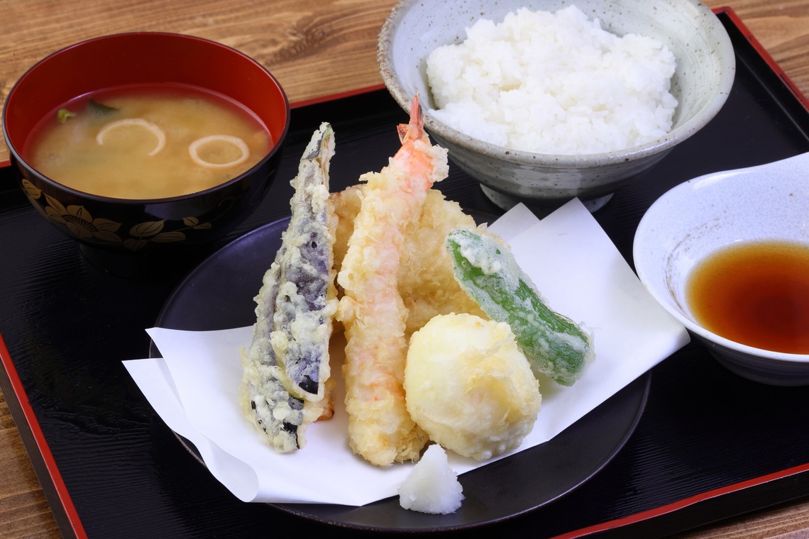 森安　照が撮影した写真のアルバム「創作料理・和食・定食・お弁当」