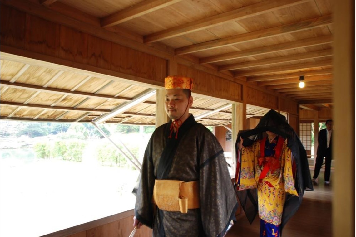 Avenir（山宮 敏明）が撮影した写真のアルバム「琉球衣裳で結婚式」