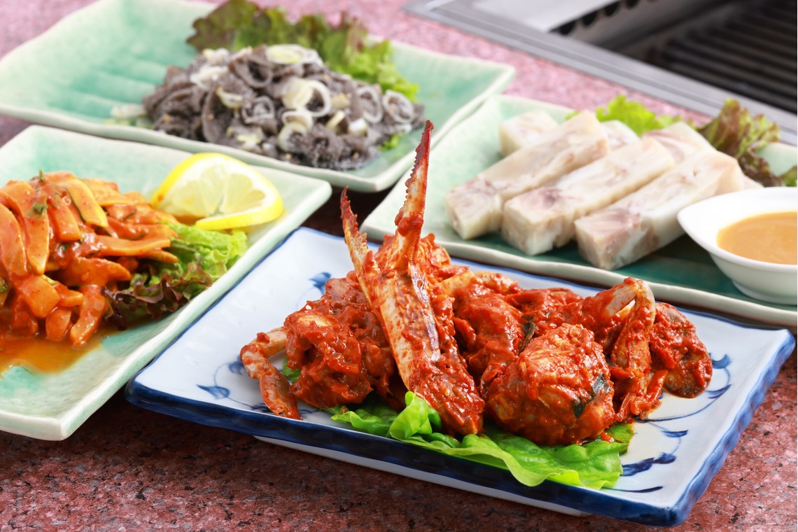 森安　照が撮影した写真のアルバム「焼肉屋さん・メニュー」