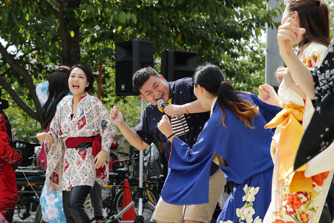 イトウ　ノブミチが撮影した写真のアルバム「イベント・ライブ・ダンス」