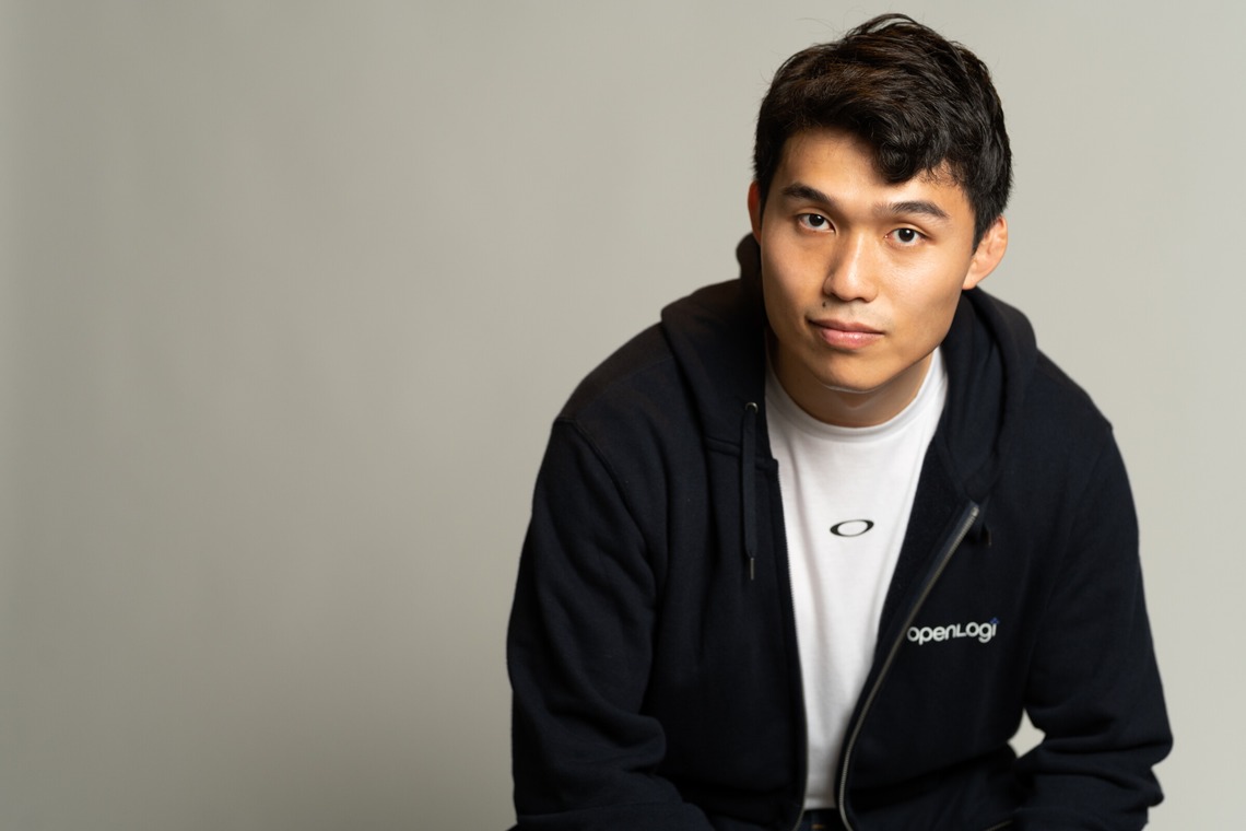 曽川拓哉が撮影した写真のアルバム「バックペーパーを使ったビジネスポートレート」