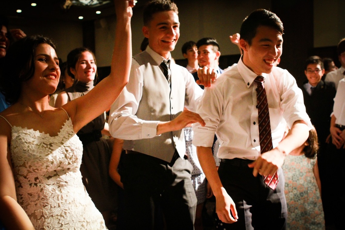 出張撮影HUG TIMEが撮影した「ウエディングフォト〜教会〜」の写真