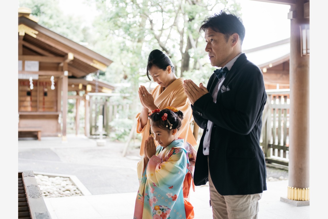 植村由理が出張撮影した家族写真(キッズ,ベビーフォト)などが写った「七五三　＠神明社　横浜」の家族写真