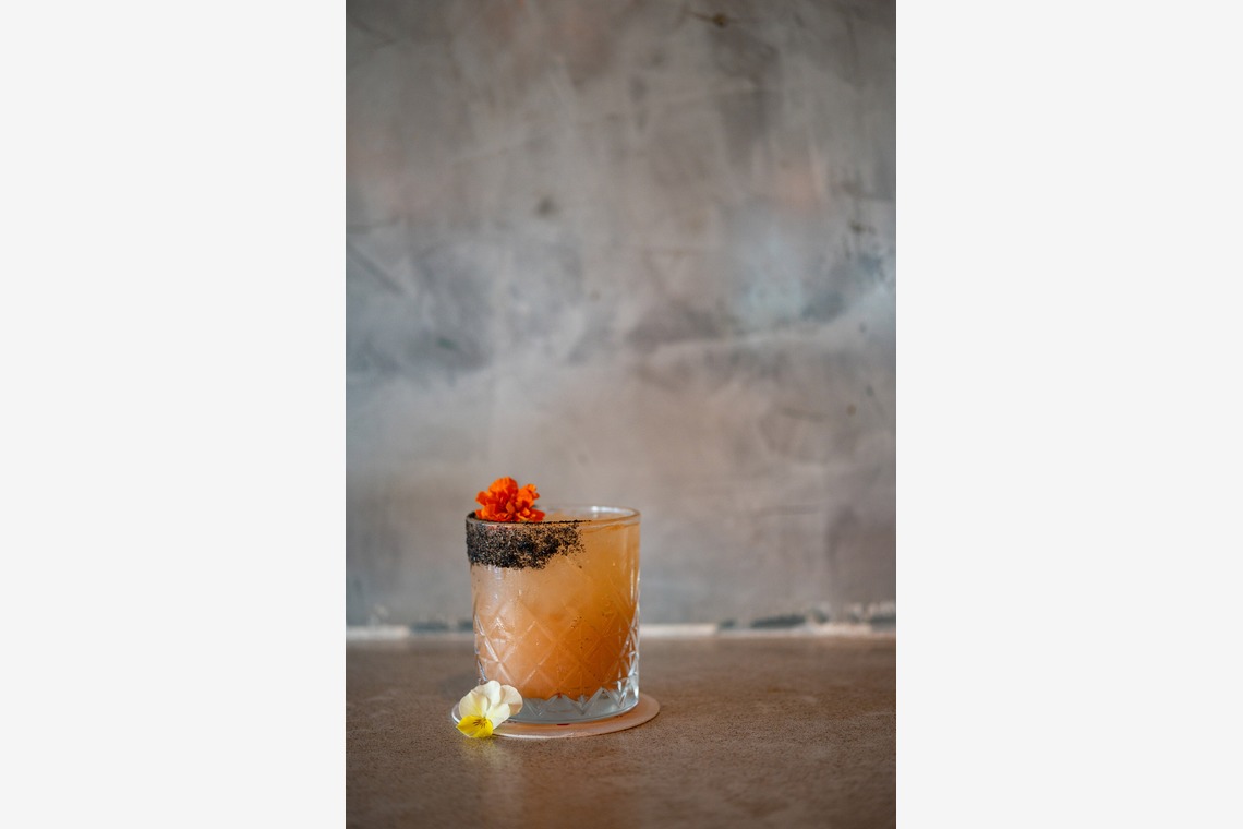 Willow Photoが撮影した写真のアルバム「taverna Maui フードフォト、スタッフと店舗撮影」