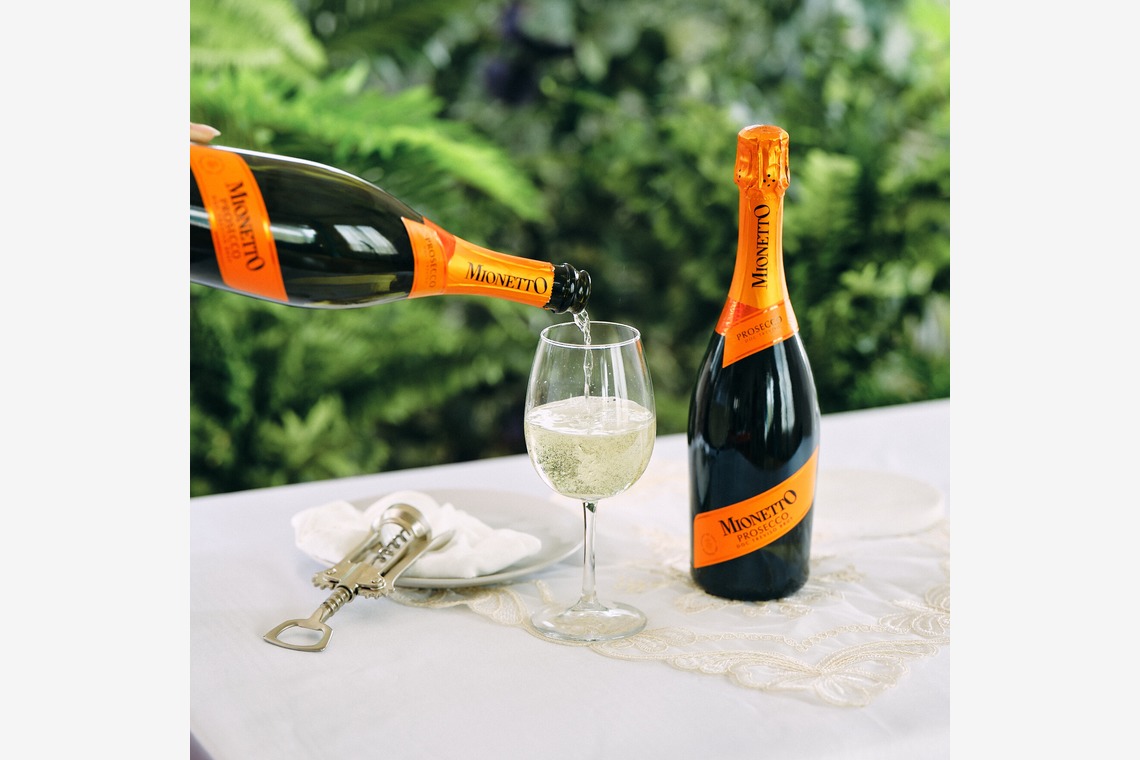 Kengohino photographyが撮影した写真のアルバム「ワイン商品広告撮影」