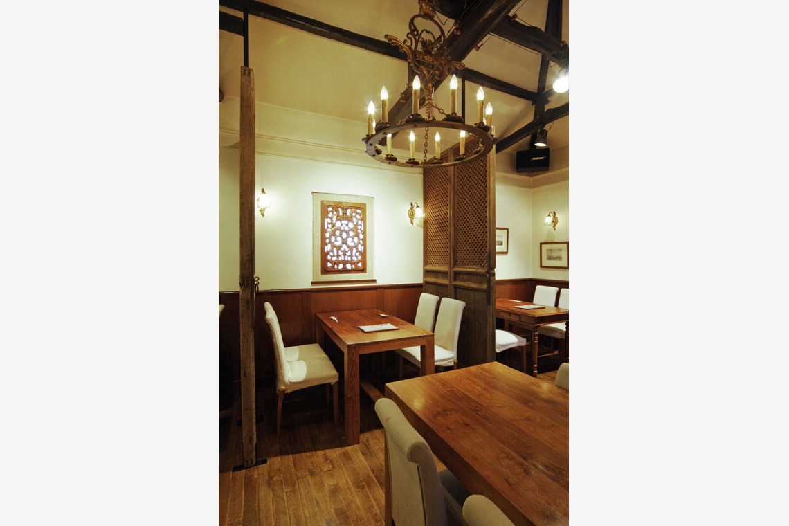 岩松修が撮影した写真のアルバム「店舗」