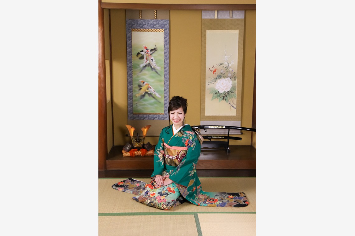 スマイルハンターが出張撮影した家族写真(キッズ,ベビーフォト)などが写った「成人式フォト」の家族写真