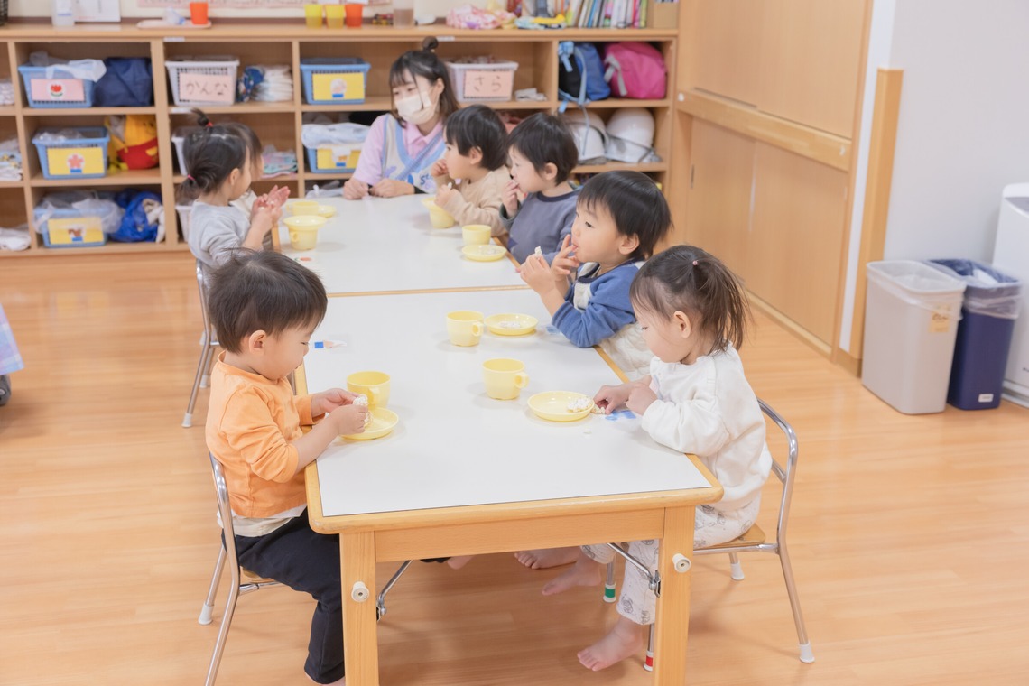 勝俣遥子が撮影した写真のアルバム「スクールフォト」