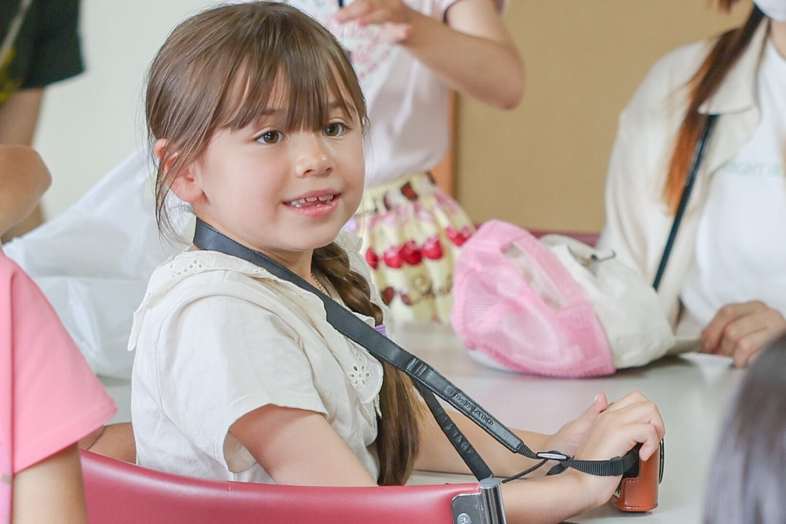 ちずカメラが撮影した「写真家　橘田龍馬さんの子供写真教室の様子」の写真