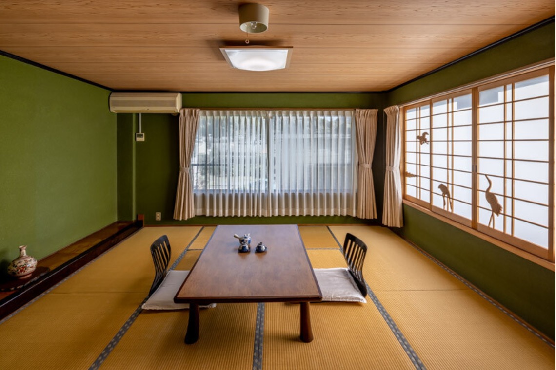 富岡敦が撮影した「旅館撮影　館内と料理写真」の写真