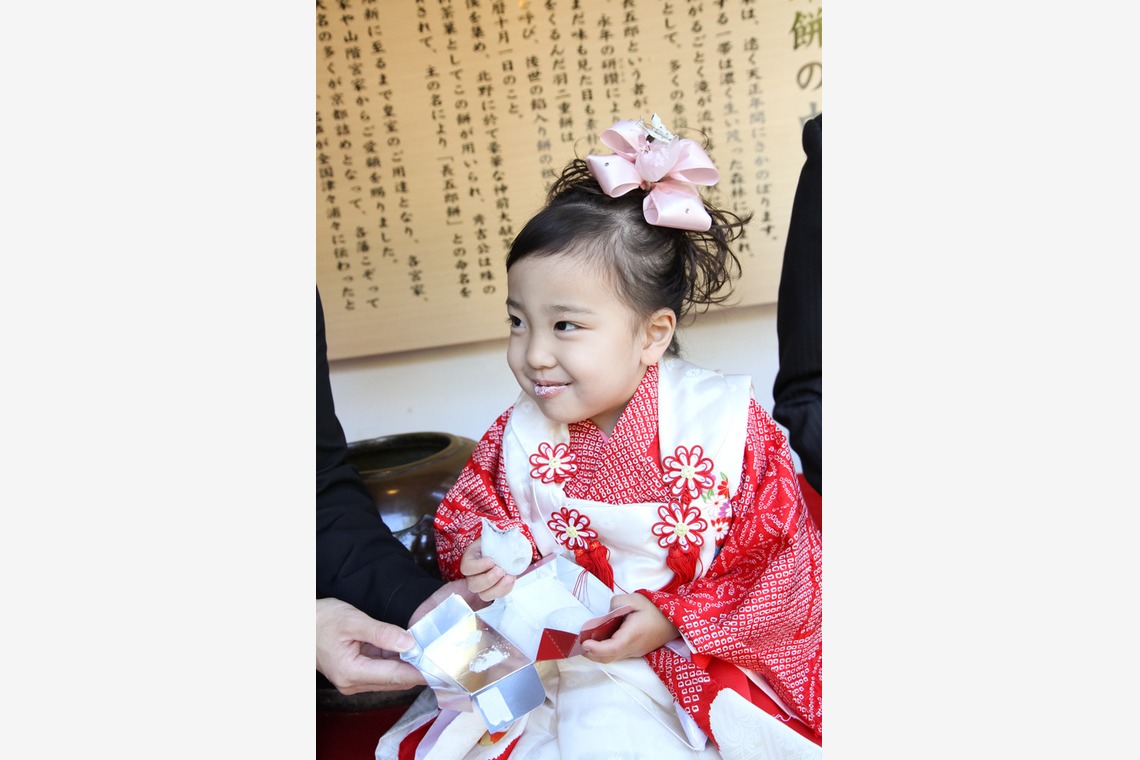 スマイルハンターが出張撮影した家族写真(キッズ,ベビーフォト)などが写った「七五三ロケーション撮影」の家族写真