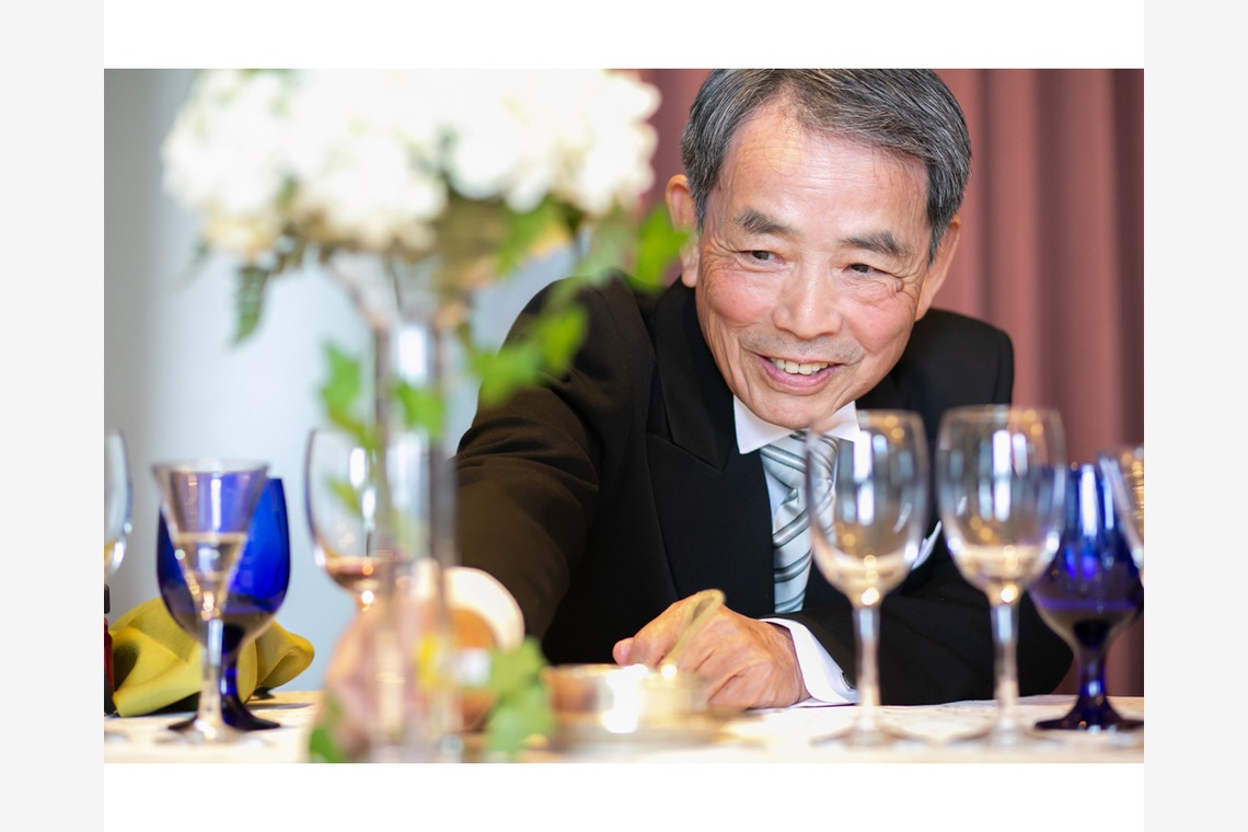 人見写真事務所が撮影した写真のアルバム「大阪　挙式・披露宴」