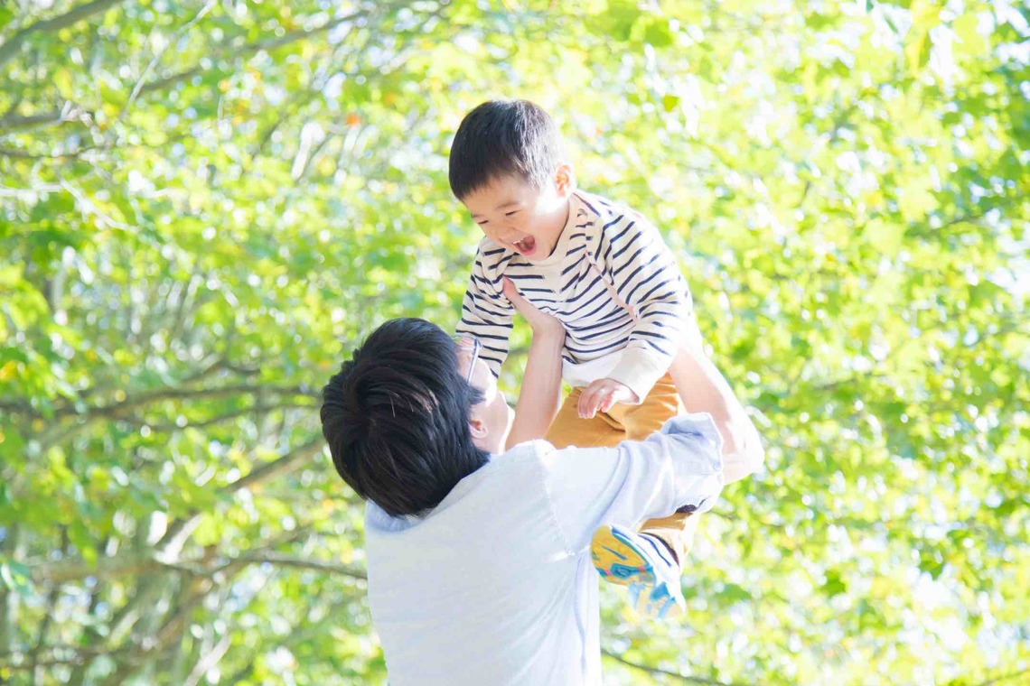 Happy with Photosが出張撮影した家族写真(キッズ,ベビーフォト)などが写った「家族写真・年賀状写真＠札幌市清田区・平岡公園」の家族写真