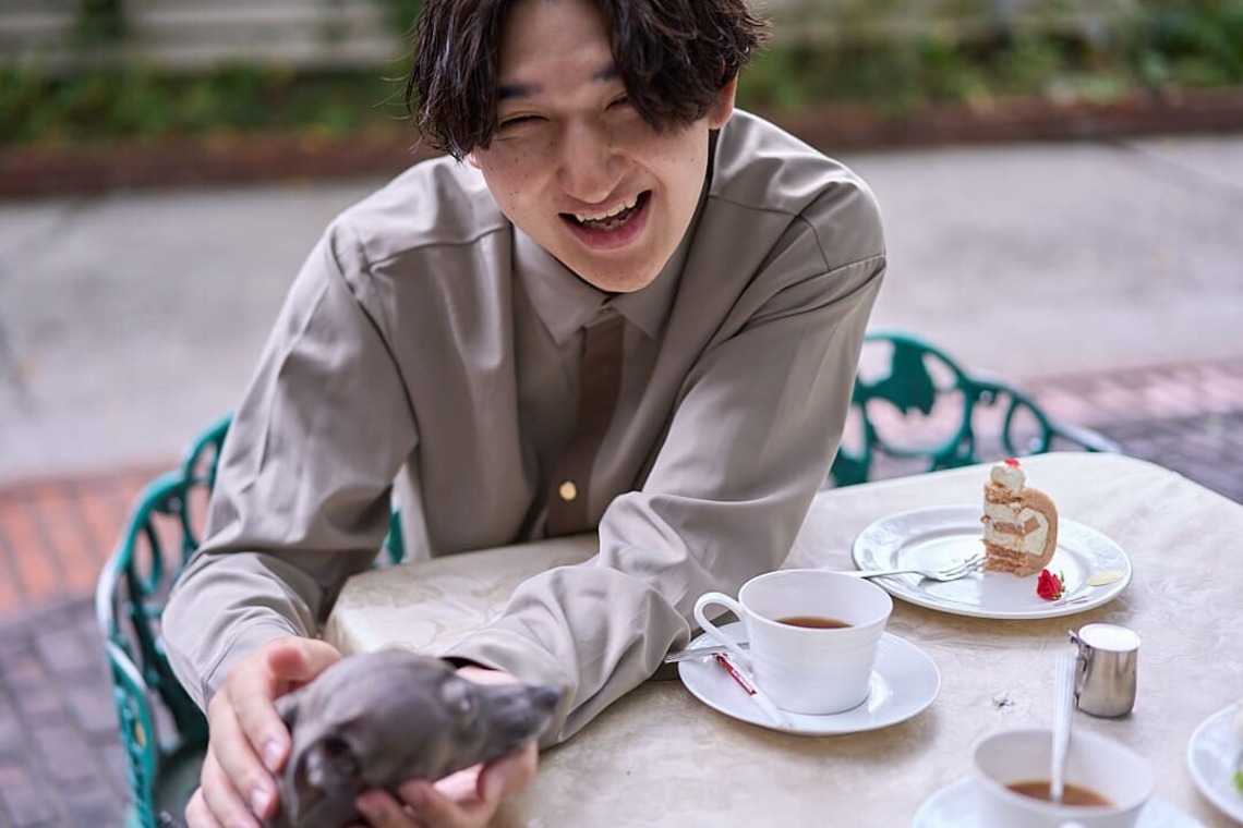 Actが撮影した写真のアルバム「愛犬とのカップルフォト」