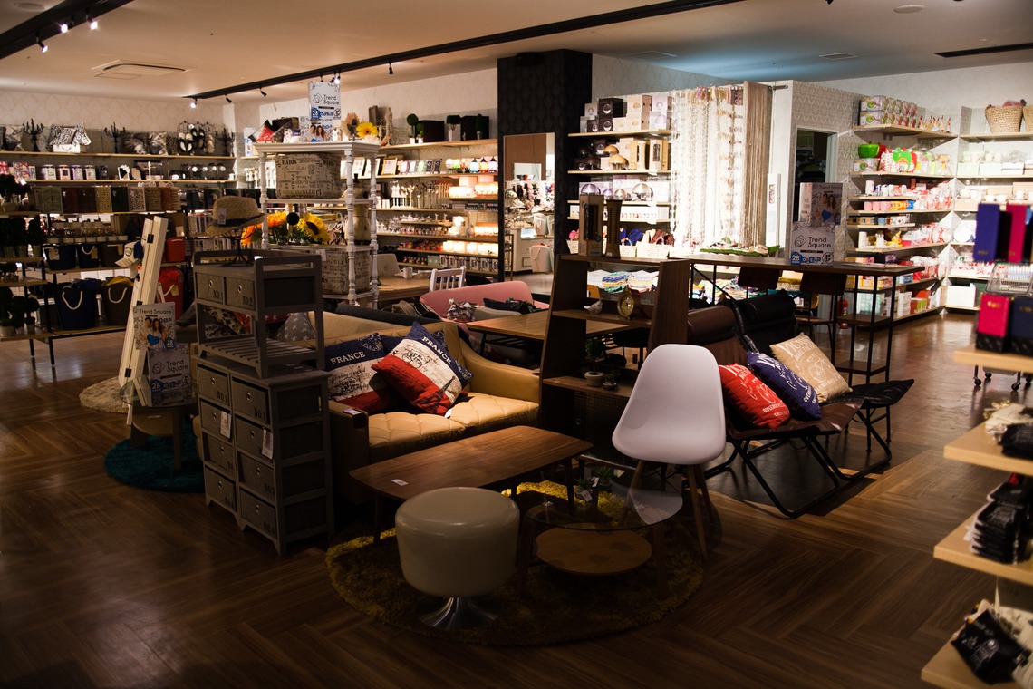 小浜守也が撮影した「内観撮影」の写真