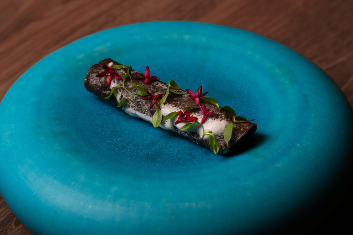 田中愛実が撮影した写真のアルバム「milpa」