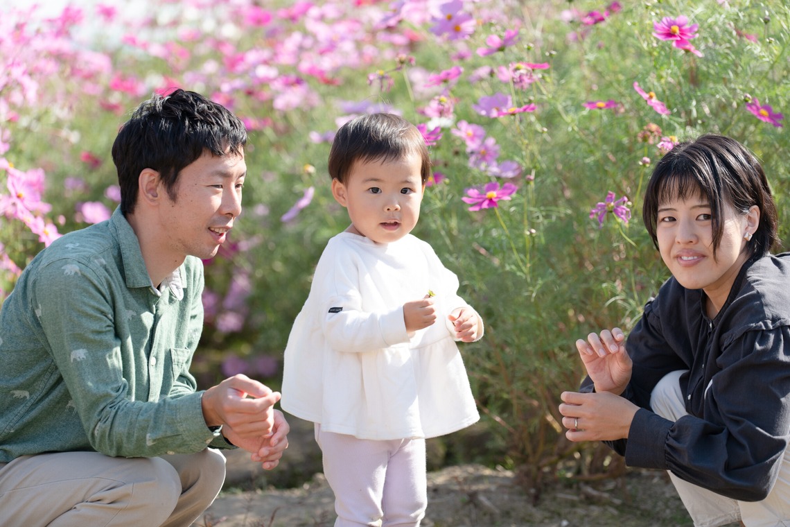 福永写真事務所が撮影した「家族写真（コスモス畑）」の写真