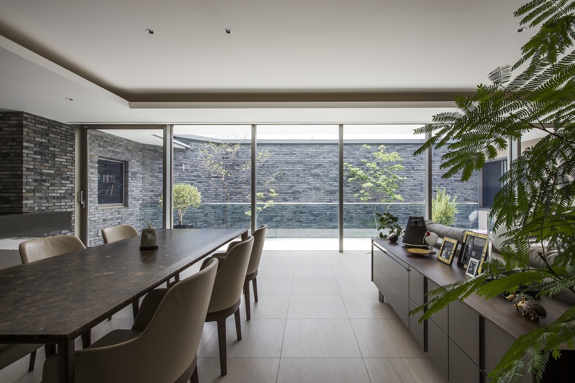 スタジオビーンズレイウエスト