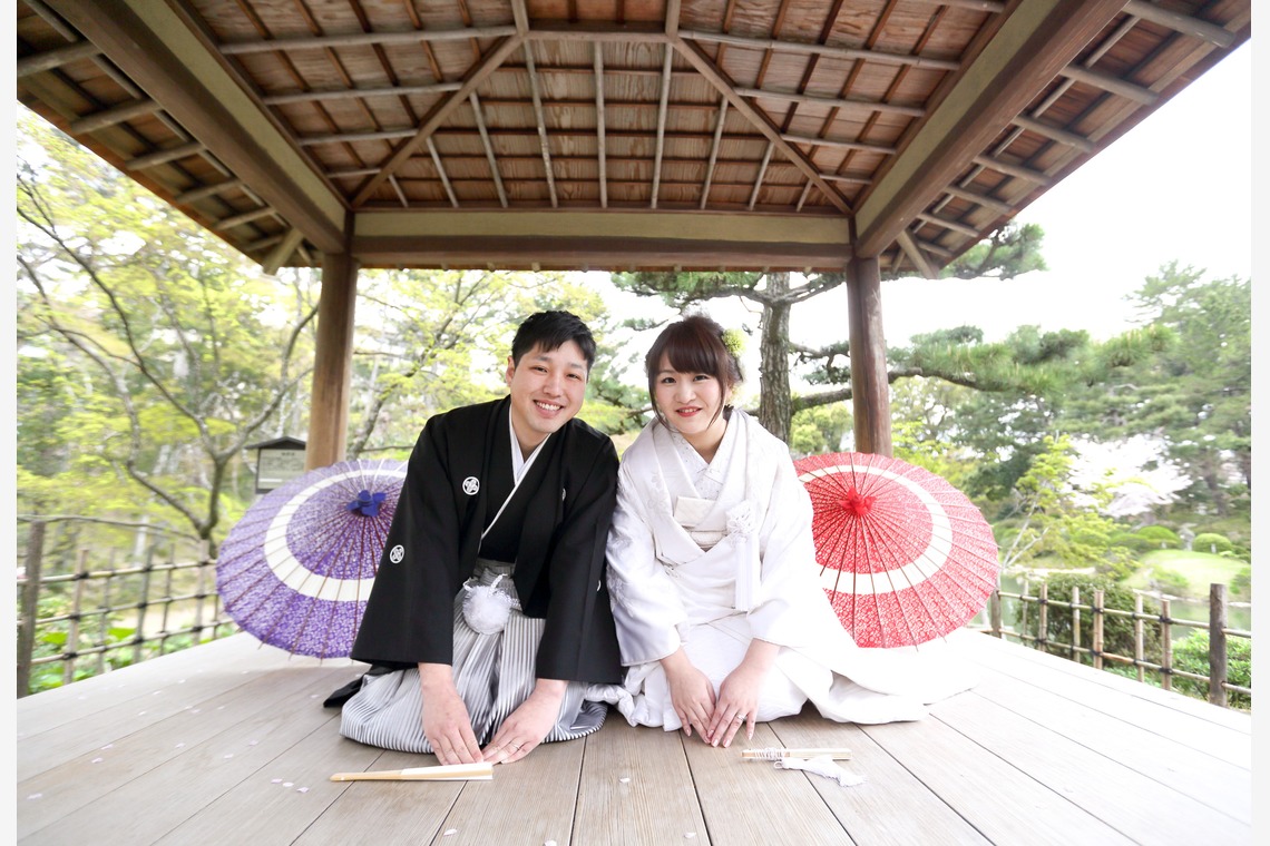 KIKIウェディングが撮影した「しだれ桜とソメイヨシノ」の写真