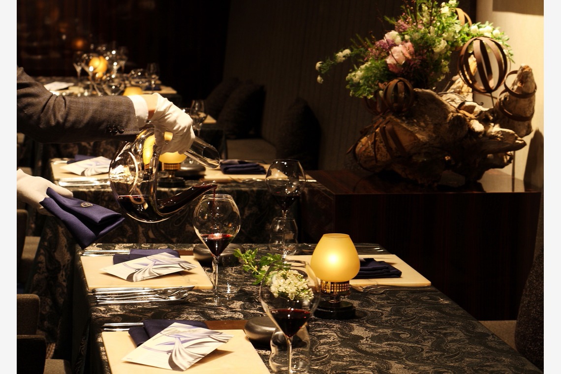 森安　照が撮影した写真のアルバム「ワイン・シャンパン・レストラン内観・イメージカット」