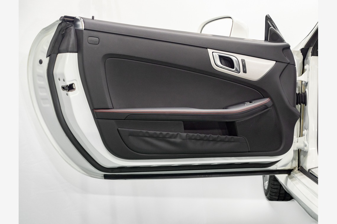 原野 英樹が撮影した「輸入車販売会社よりメルセデスベンツ SLK200をカーセンサーSDGE 掲載用写真を依頼いただきました」の写真