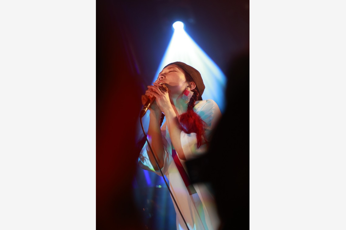 写真屋gonree　阿波根里恵が撮影した「ライブ撮影(主に大阪のライブハウス)」の写真