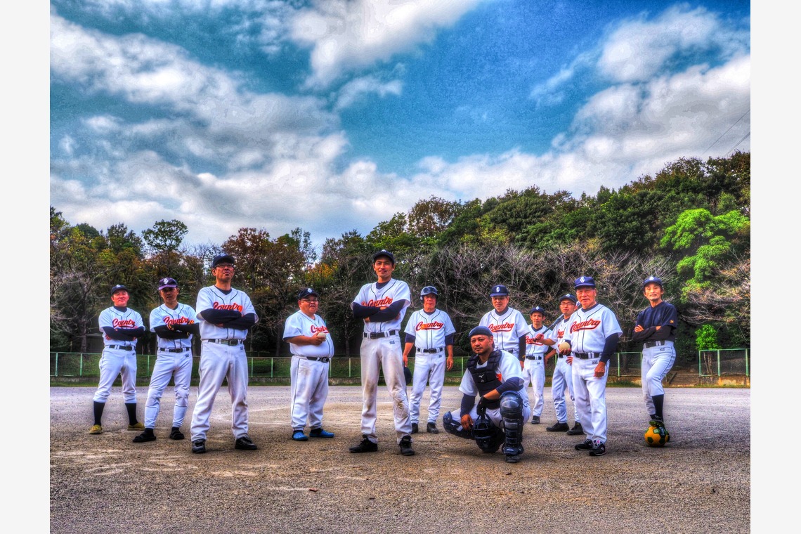 レオン・スナップサービスが撮影した写真のアルバム「HDR ソフトボールチーム」